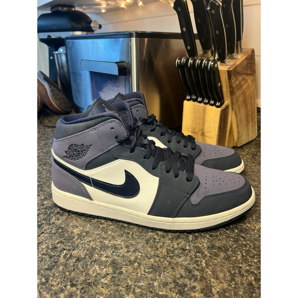 Nike Air Jordan 1 Mid Obsidian Sanded Purple - Picture 4 of 10